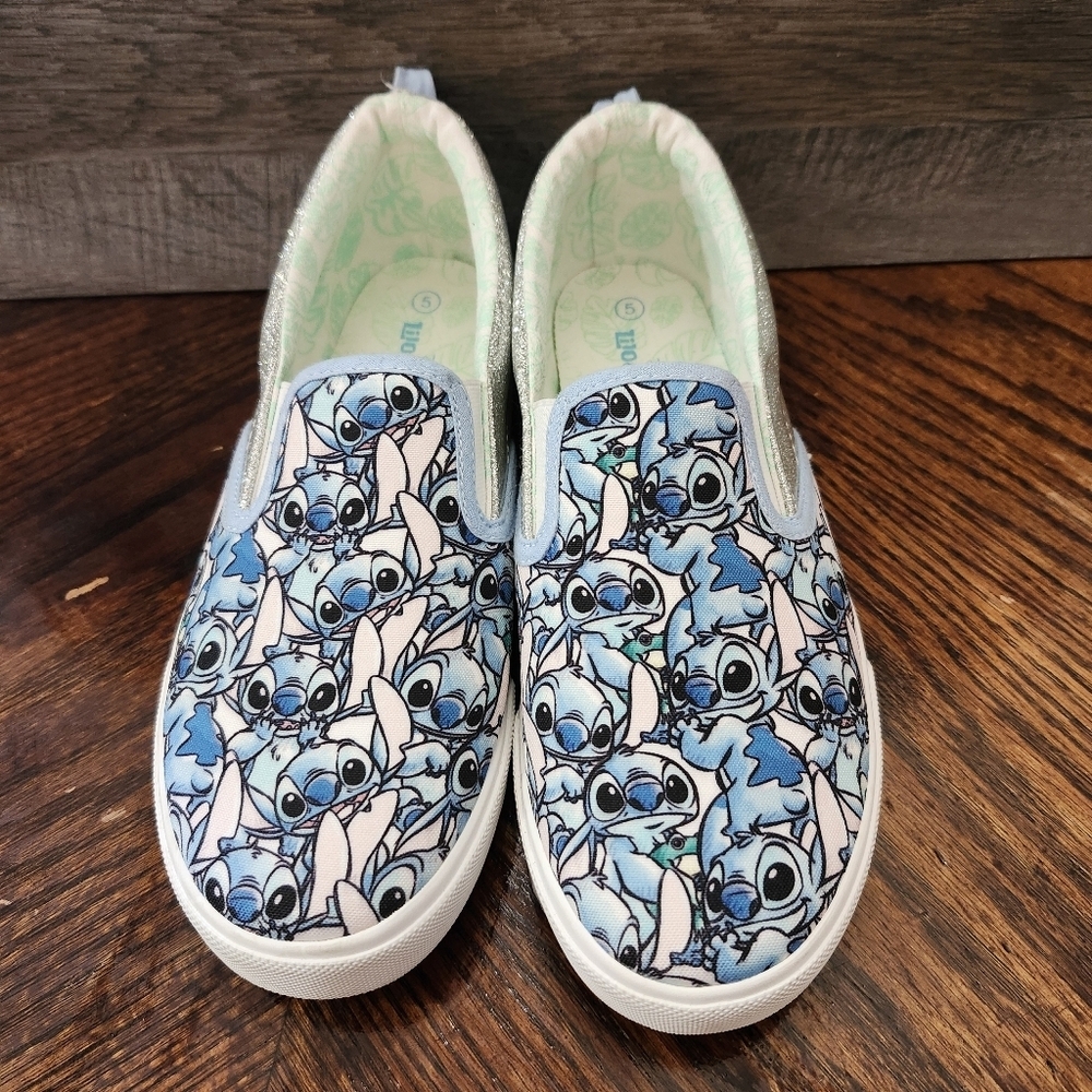 Disney Stitch Slip-On Sneakers Blue Allover Print Women’s Size 5 Excellent